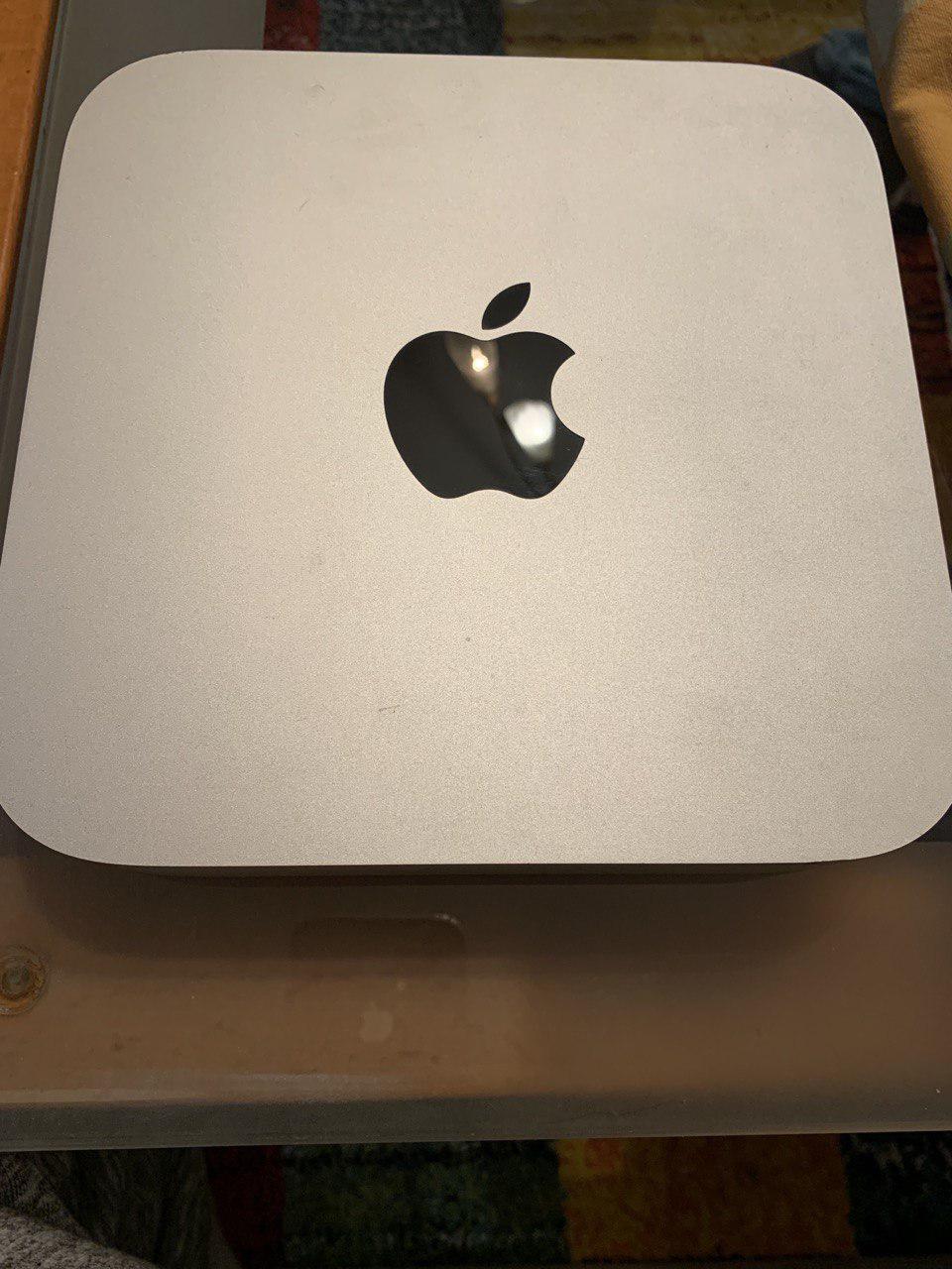 Продавам Apple Mac Mini late 2014